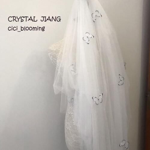 Butterfly Short Bridal Veils Raw Edge 4 Layers Wedding Veil With White And Black Butterflys