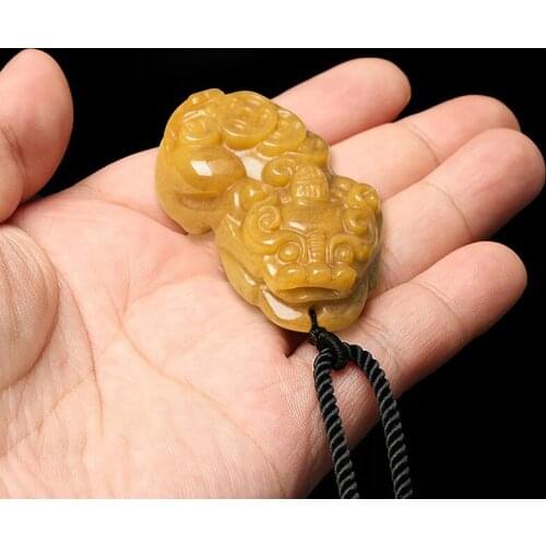 Hot selling natural hand-carve Golden yellow Lucky jade Pixiu Necklace pendant fashion jewelry Men Women Luck Gifts amulet