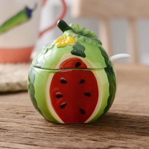 Creative Fruit-shaped Ceramic Spice Jar Salt Shaker and Pepper Container Oil Bottle Kitchen Household Goods Spice Storage Jar