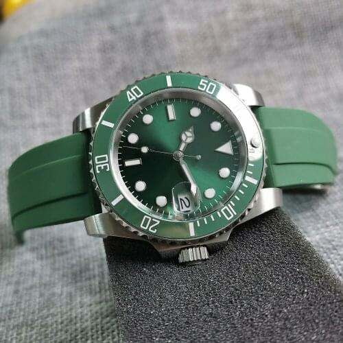 40mm Sterile Green Dial Sapphire Glass Casual Luxury Watch Ceramic Bezel NH35 Automatic Movement Mens Watch