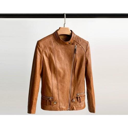 2021 New Leather Leather Jacket Womens Short Sheep Skin Slimming Oil Waxed Motorcycle Leather Jacket Jacket Fashion