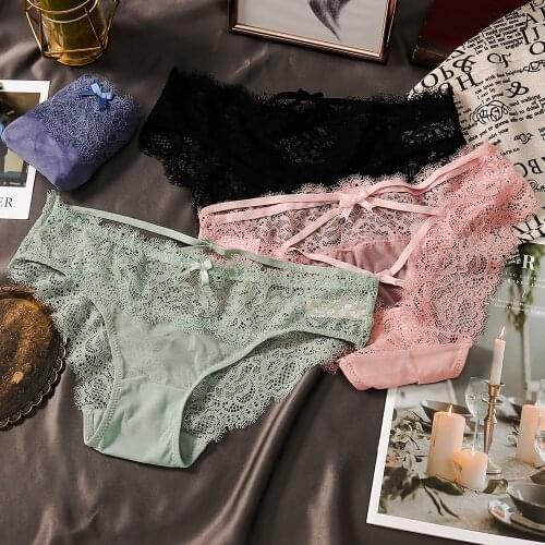 Amazing Ladies Thin Lace Attractive Panties Hollow Out Perspective Underwear Bandage Design Show Your Buttocks Erotic Underpants