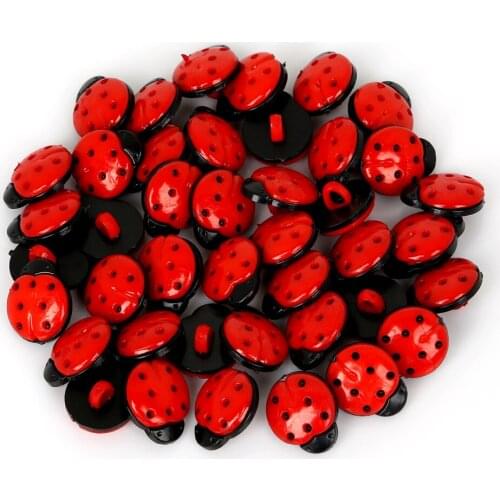 Beadia Red Buttons