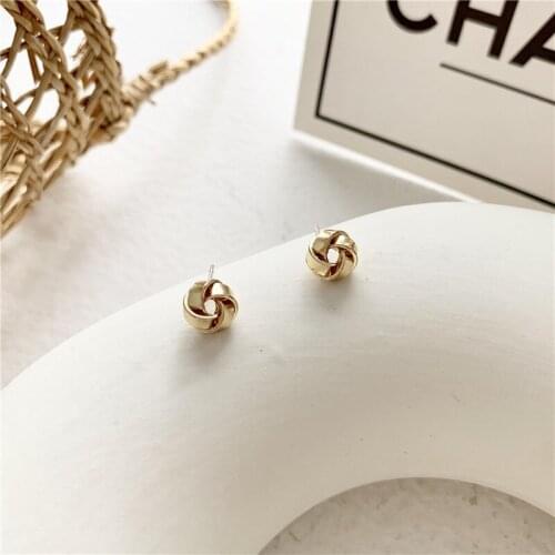 Simple Cute Tie Stud Earrings Korean Exquisite Women Earrings