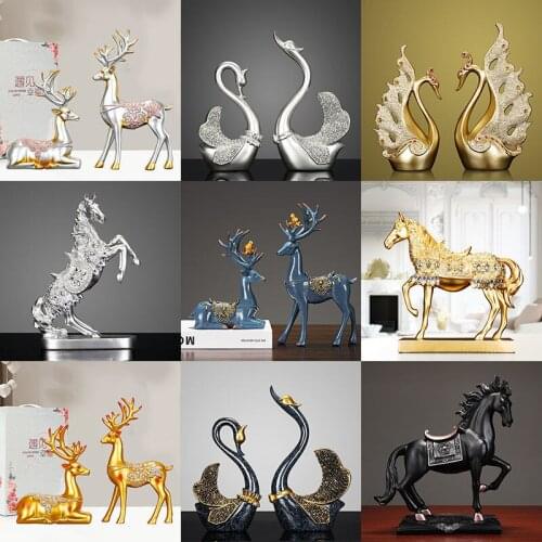 Lucky Deer Noble Gift Boys Girls Decorations For Home Accessories Ornaments Birthday Present Glaze Horse Swan Dancing Elegant