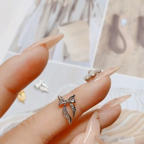 20pcs 3D Bow Tie Design Nail Art Slices Alloy Bow Nails Art Decals Decoration for Women Girls DIY Tool