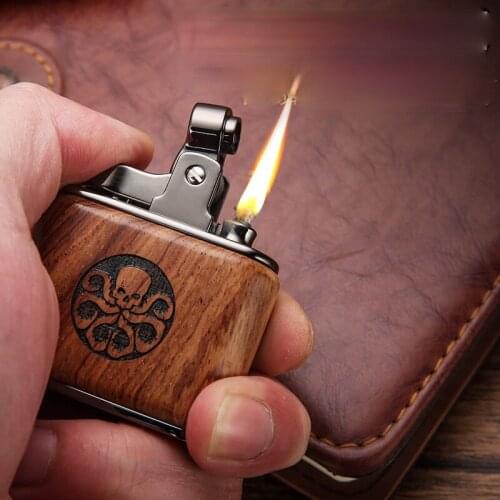 Ebony Retro Nostalgia Vintage Kerosene Lighter Personality Lighter Men Smoke Accesoires Briquets Et Accessoires Fumeurs Isqueiro