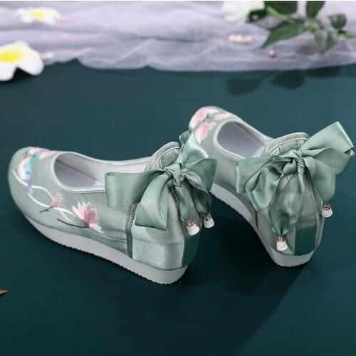 Hanfu Shoes Plus Velvet Womens Thick-soled Hairy Embroidered Shoes, Womens Antiquity Han Element Cloth Shoes