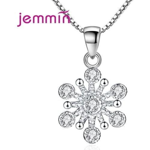 Fast Shipping 925 Sterling Silver Handmade Necklaces Clear Austrian Crystal Paved Setting Snowflake Christmas Accessories Jewels