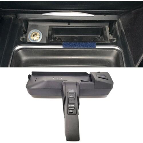 Car QI wireless charger charging plate phone holder for BMW 3 4 Series F30 F32 F32 F33 F34 F35 F36 M3 F80 M4 F82 F83 2014-2018