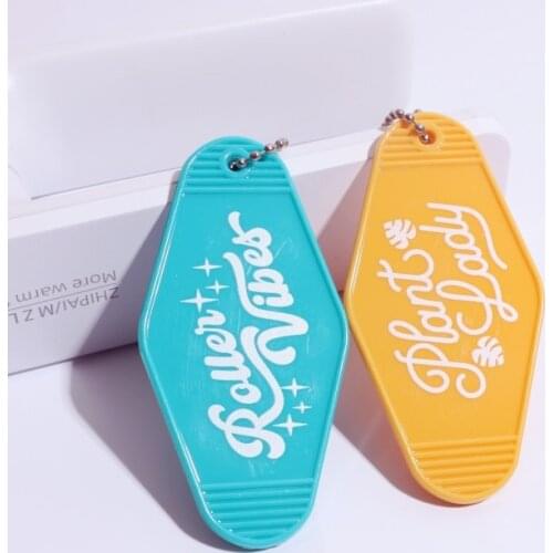 Custom Logo Glitter Acrylic Keychain Charm Cute Heart Hotel Key Tag Motel Keychains