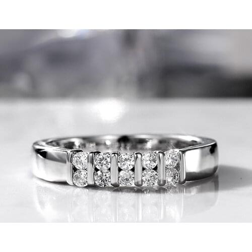 Huitan Luxury Round Cubic Zirconia Women Wedding Bands Rings Simple Design Delicate Couple Ring Anniversary Gift Classic Jewelry