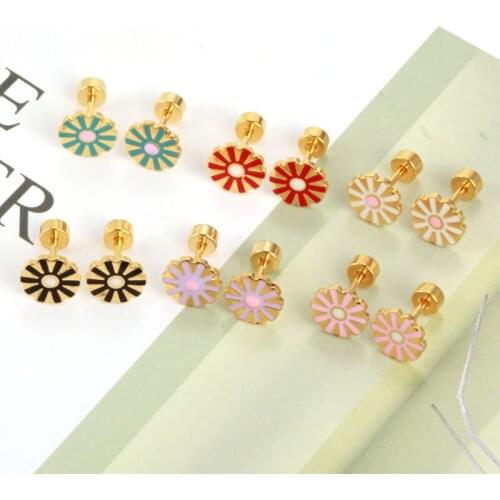 2020 Green Daisy Stud Earrings For Women Oil Petal Flower Sunflower Short Simple fashion Jewelry accessories