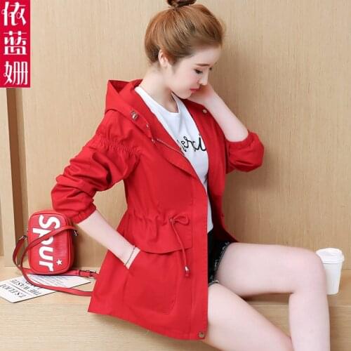 Spring and Autumn coat female chic new small windbreaker 100 short Korean version 2019 students dress tide in autumn