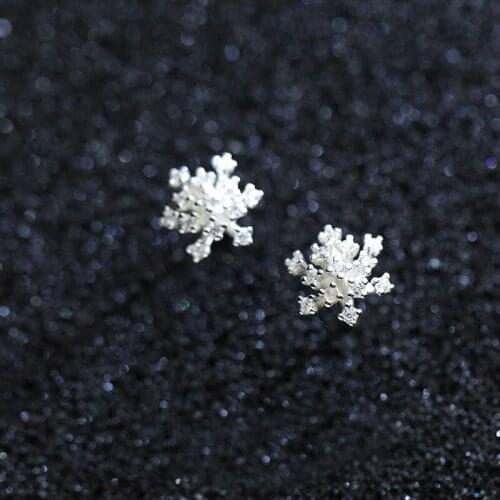 MloveAcc New Arrival 100% 925 Sterling Silver Dazzling CZ Snowflake Stud Earrings for Women Brincos Fine Jewelry Bijoux