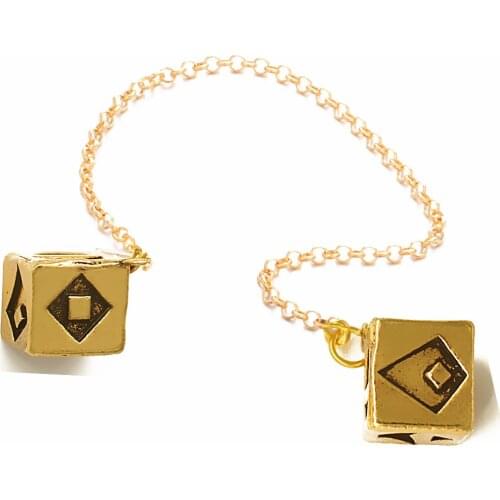 Drop Ship Quality Eco Friendly Metal Antique Golden Cube Solo Dice Keychain With Long Chain For Car