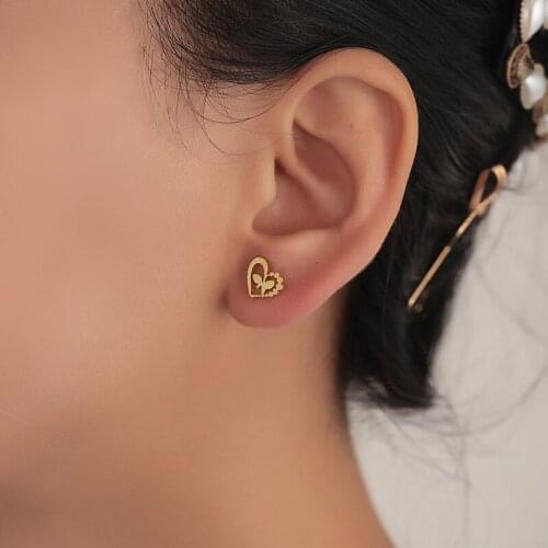 Sweet Tiny Butterfly Heart Stud Earrings for Girls Women Asymmetric Heart Pendiente Love Everyday Jewelry Gift for Her