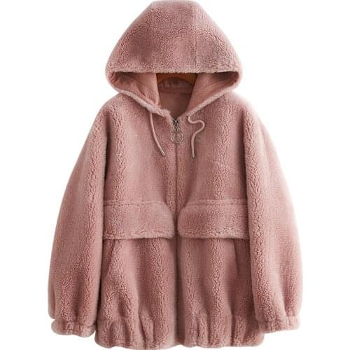 2020 New Cut Wool Overcoat Woman Reunite With Coat One Lamb Fur Grass Loose Coat Winter