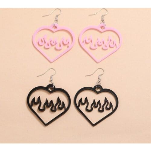 Lady Cute Earring Super Lovely New Design Hollow Out Pink Heart Acrylic Stud Earrings Cool Kawaii Simple Earrings For Women