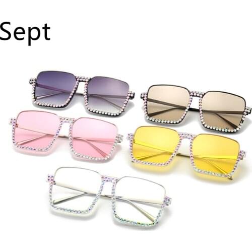 Women Square Rhinestone Sunglasses Women Fashion Clear Lens Crystal Frame Gradient Blue Men Oversized Diamond Sunglasses UV400