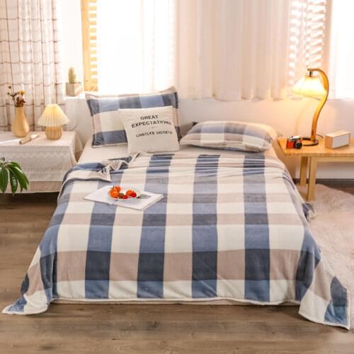 Plaid Blanket on the Beds Queen King Size Quality Bedspread For Winter Warm Cobertor Geometric Stripe Coral Fleece Throw Blanket
