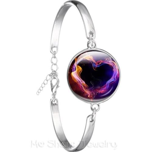 2018 New Fashion Galaxy Bracelet Men Women Universe Outer Space Nebula Charms Silver Plated Bangle Best Gift