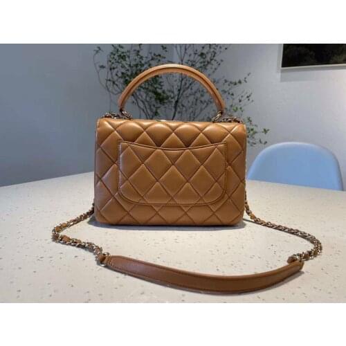 2021 classic new color ribbed sheepskin soft womens portable messenger bag