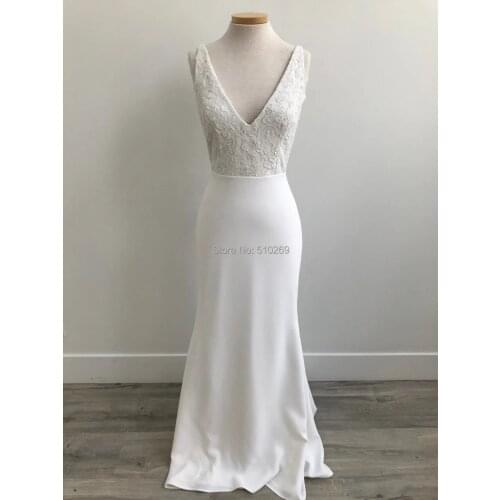 2020 Mermaid Wedding Dress Crepe Bridal Gown Floral Lace Bodice V neckline Vestidos De Boda Customizable Casamento