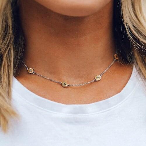 Fashion Geometric Simple White Yellow Sun Flower Necklaces For Women 2020 New Chain Female Necklace Jewelry Girl Party Gift