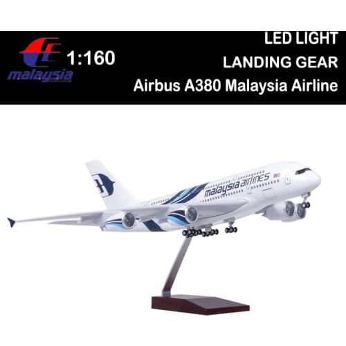 1/160 50CM Airplane Airbus 380 A380 Malaysia Airline Model Light Wheel Diecast Plane Collection Airliner Gift Toys Kids Display
