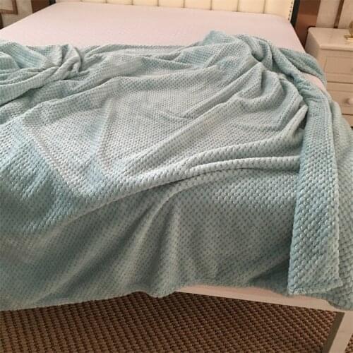 Green Blue Pink Fleece Fabric Throw Blanket for Sofa Living Room Solid Color Bedspread Cover for Bed Warm Soft Travel Blanket