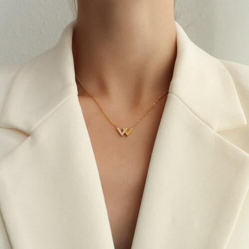 French chocker Design Letter W Diamond-encrusted Titanium Steel Plated 18K Gold Lock Choker Chain Necklaces Party Jewelry