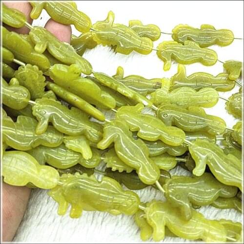 10pcs nature semi precious stone seahorse new jadee stone strands 33x13mm romantic gem stone diy jewelry accessories