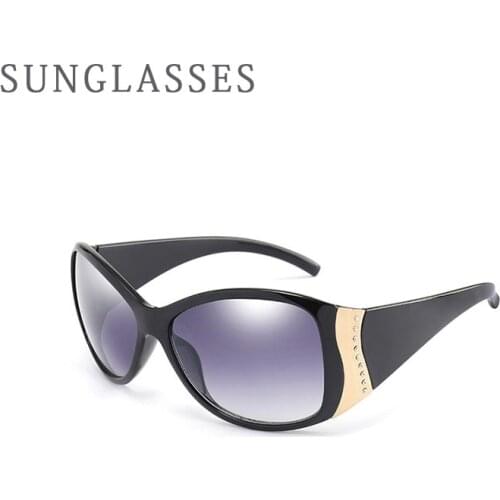 Ladies Wide-Edge Point Diamond Sunglasses Fashion Outdoor Leisure Vacation Sun-Shading Glasses Uv400 Oculos Sol Feminino