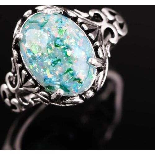 Fashion Green Opal Stone Rings for Women Personality Design Silver Plated Finger Ring Anniversary Party Gift Classic Jewelry