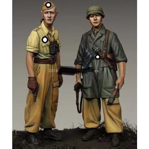 German resin soldiers of World War II Two German soldiers 1:35