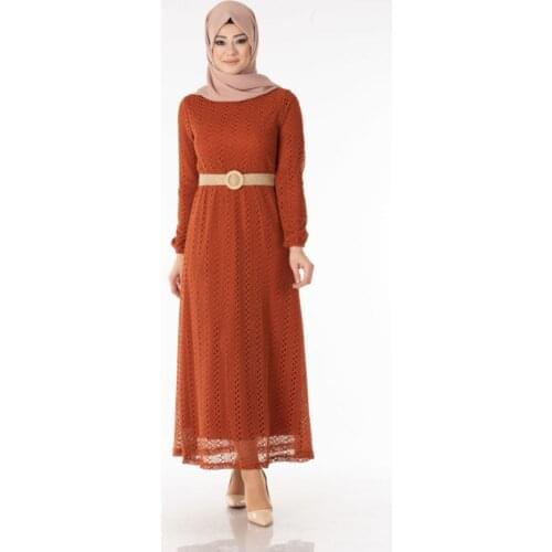 Straw Arched Lace Dress Tile