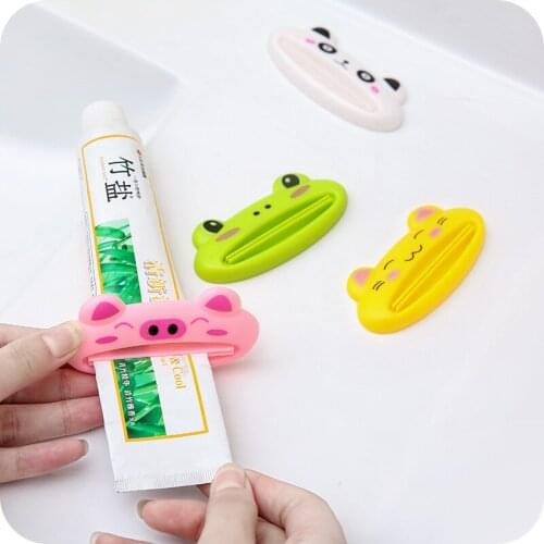 5pcs/Set Cute Animal multifunction squeezer / toothpaste squeezer Cosmetic squeezer Cartoon Toothpaste Dispenser