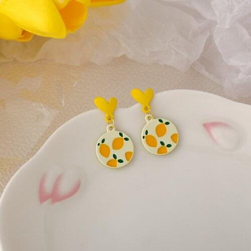 Fashion Round with Lemon Pattern Yellow Heart Stud Earrings for Women Korean New Trendy Kpop Style Jewelry MS222
