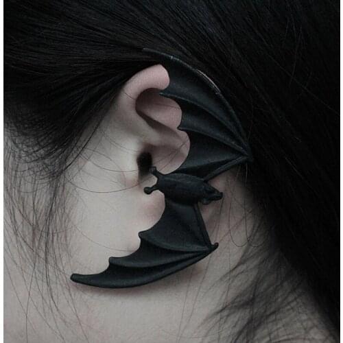 Vintage Punk Style Black Bat Ear-hook Stud Earring Bat Shape Right Ear Clip