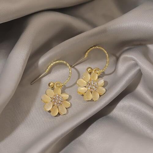 Opal Rhinestone Earrings For Women Korean Fashion Personality Geometry Petal Woman Earrings Trendy Tide Jewelry Wholesale 2021