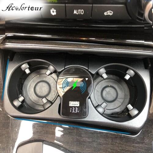 Car wireless charger for bmw 5 series F10 F18 520i 523i 535i cordless charging board phone stand for iphone 11 fast charge pad
