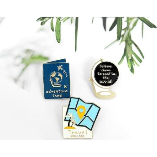 Creative And Exquisite Cartoon Globe Brooch Travel Fashion Outdoor Tourism Navigation Logo Pin Birthday Gift Holiday Wishes