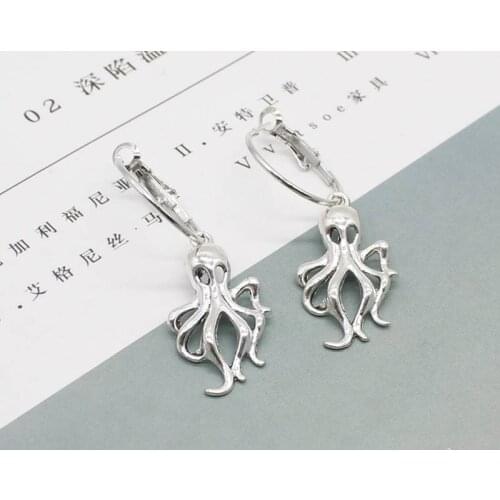 Fashion vintage octopus pendant earrings, , Circle earrings, punk earrings, glamour jewelry gifts for ladies
