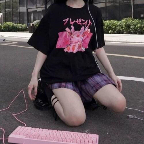 Aesthetic Camisas Mujer Harajuku T-Shirt Kawaii Bear Print Black Summer Korean Pop Streetwear Women Chic Casual Tops Tees