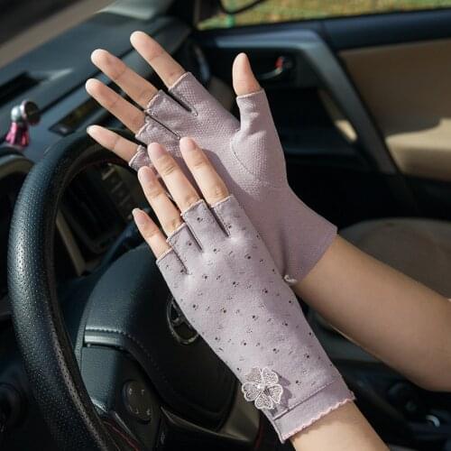 Summer Fingerless Gloves Half-fingered Short Sunscreen Anti-ultraviolet Ultra-thin Non-slip Sports Cycling Finger Driving Gloves