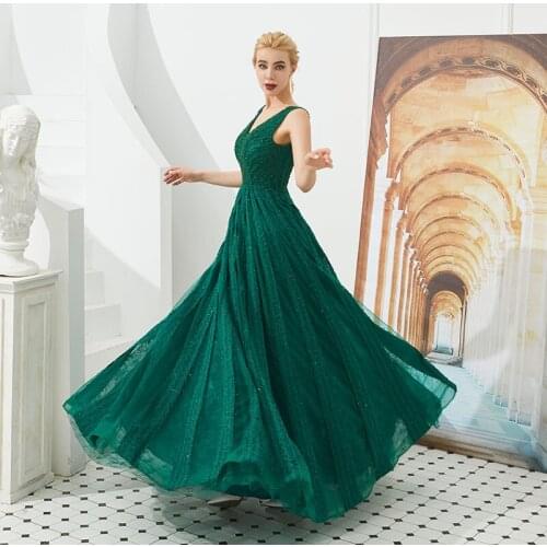 2019 Elegant Green Evening Dresses for Woman V Neckline Floor Length A Line Long Evening Gown Sequin Beaded