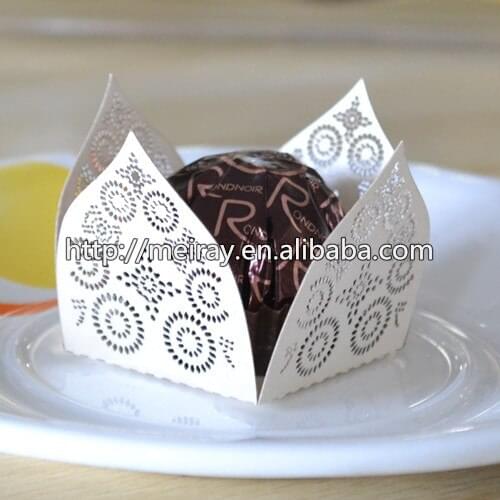 Mini Round Cake Paper Holds Greaseproof Baking Cupcake Cases Laser Hollow Out Flowers Chocolate Mini Cupcake Wrappers