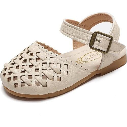 Retro Girl Sandals 2021 New Fashion Hollow out Design Children Princess Shoes Baby Walking Shoes Non-slip Summer Casual Kid Shoe