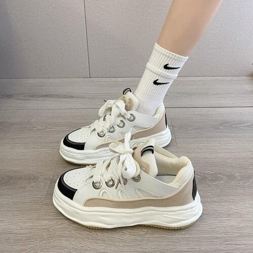 2021 Spring and Autumn New Womens Shoes Lace Up Casual Mesh Platform Sports Shoes Comfortable Woman Sneakers
